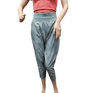 Athleta Nolita Slim Tapered Crop Pant in Green Print